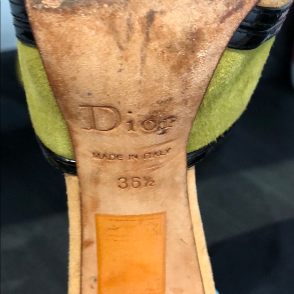 Size36.5 - Picture 3 of 4